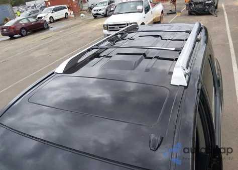 2013 Nissan Armada Platinum z USA, uszkodzony, nr VIN 5N1BA0NF8DN613152